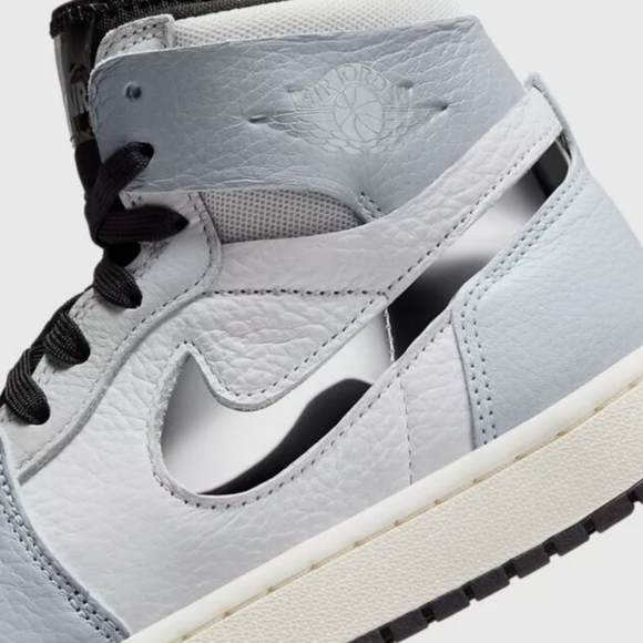 JordanAir Jordan 1 Zoom CMFT 2. Women's Size 7.5. Original new with box. Color - Picture 13 of 15